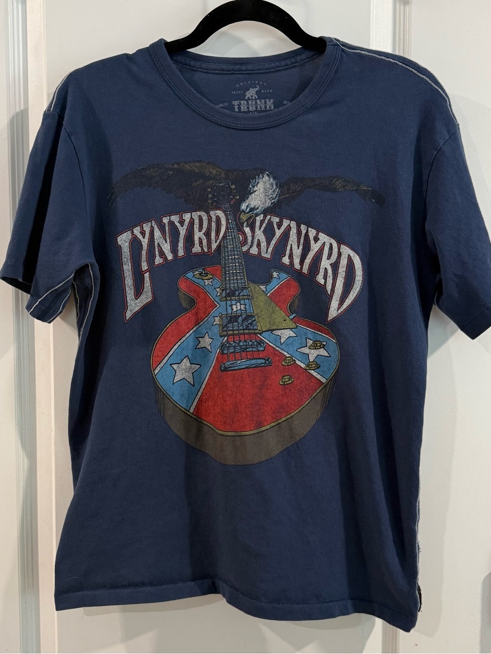 Lynyrd Skynyrd Classic Short-Sleeve Crew Neck T-Shirt in Navy Medium